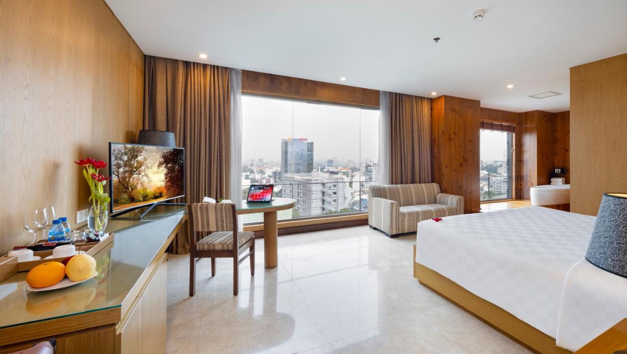Eden Star Saigon Hotel Хошимин Екстериор снимка