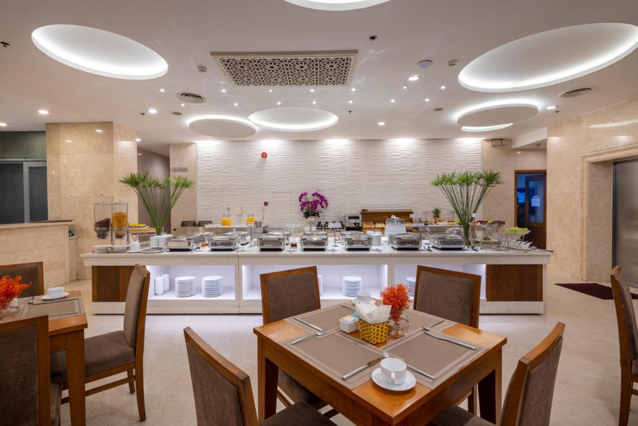 Eden Star Saigon Hotel Хошимин Екстериор снимка