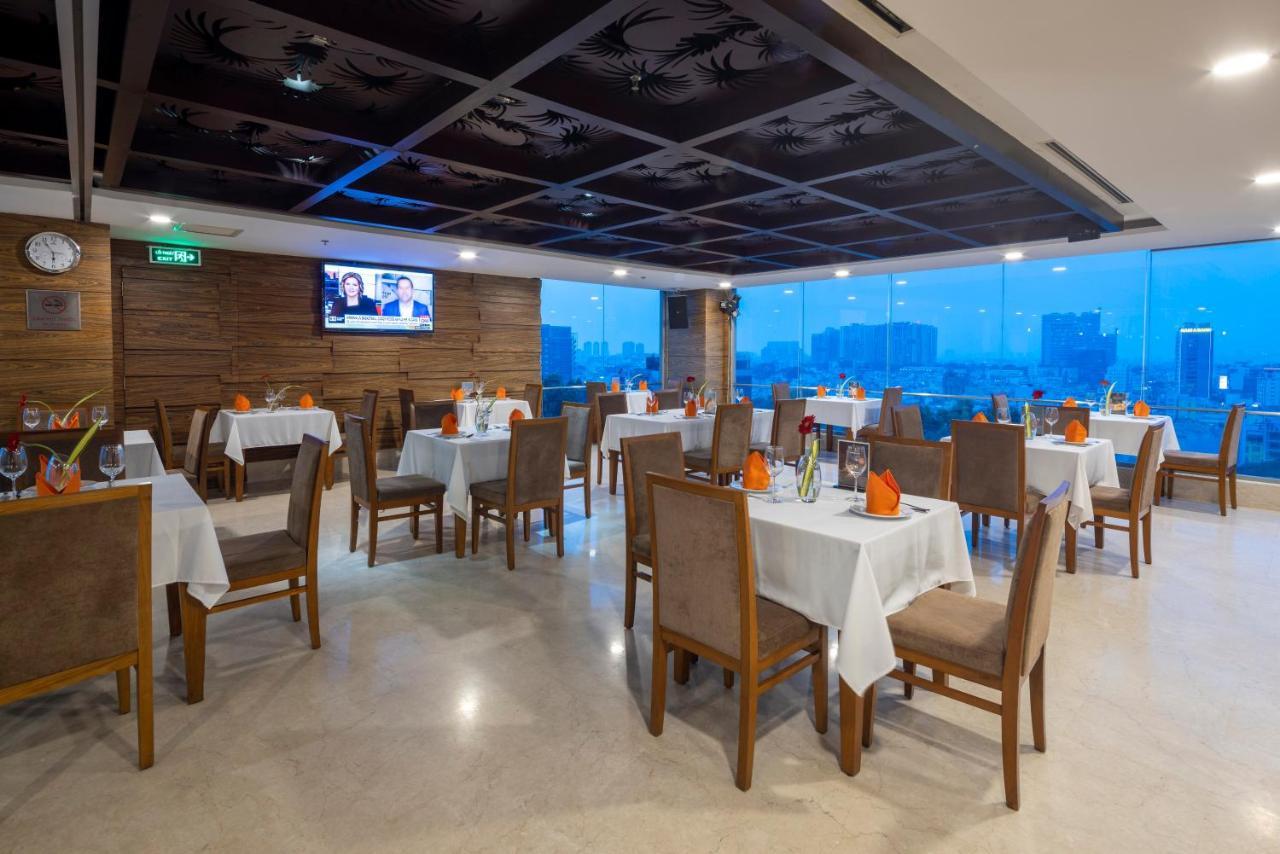 Eden Star Saigon Hotel Хошимин Екстериор снимка