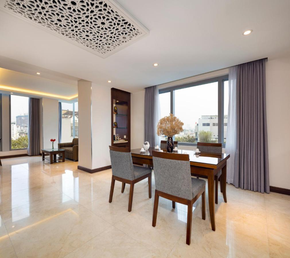 Eden Star Saigon Hotel Хошимин Екстериор снимка